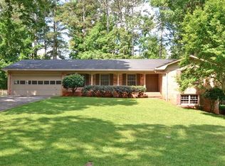 4466 Dunhaven Rd, Dunwoody, GA 30338