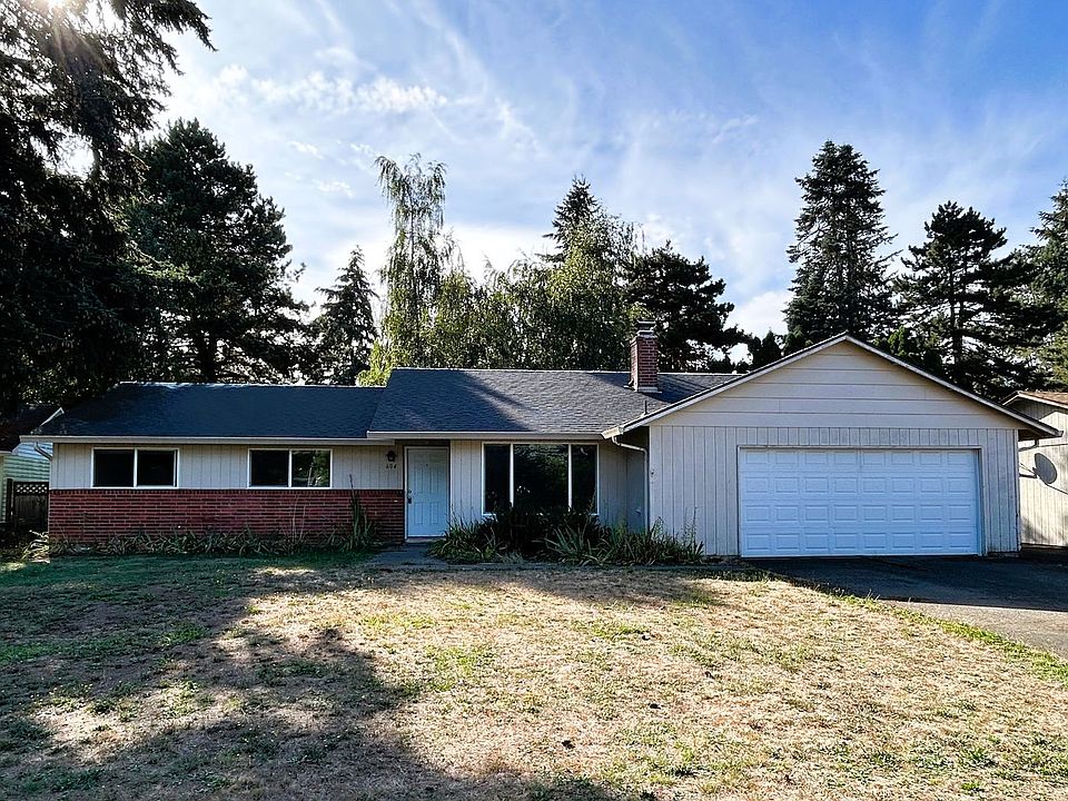 1st image of 604 NE 148th Ave
