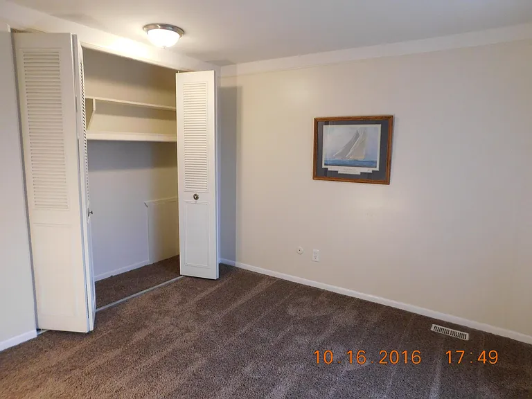 444 Fox Hills Dr N #7 — Photo 25