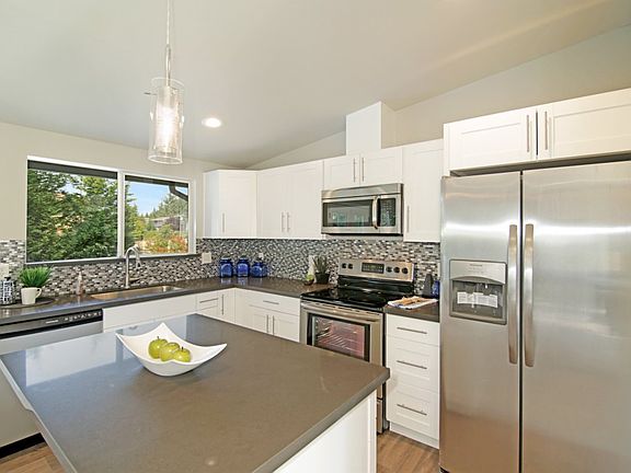 5th image of 12424 NE 112th Pl