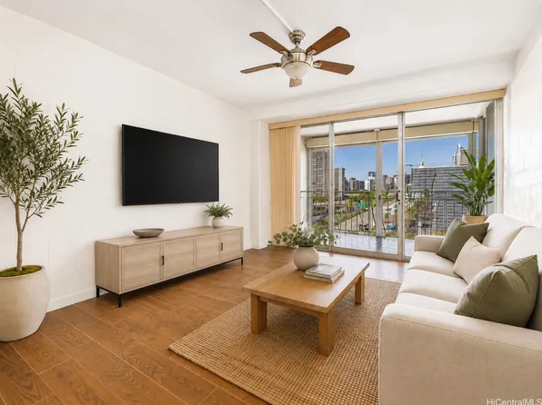 1415 Victoria St APT 211, Honolulu, HI 96822