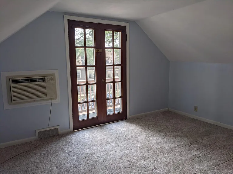 1906 E Mifflin St #2 — Photo 20