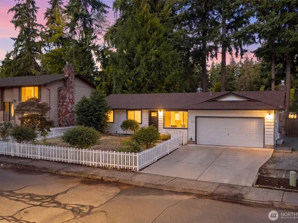 33614 35th Avenue SW, Federal Way, WA 98023