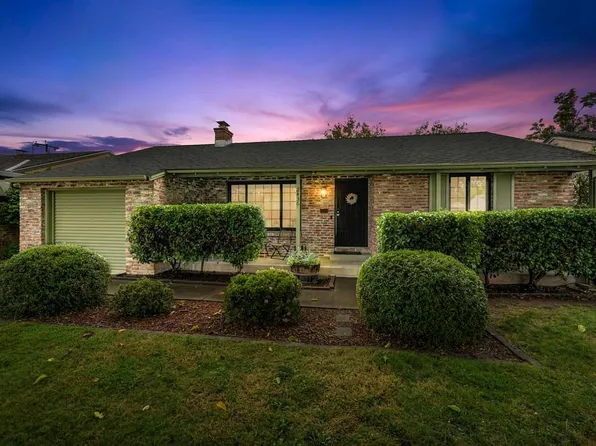 2436 Brentley Dr, Sacramento, CA 95822