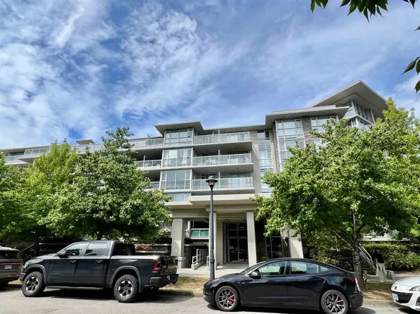 9373 Hemlock Dr #313, Richmond, BC V6Y 4J9