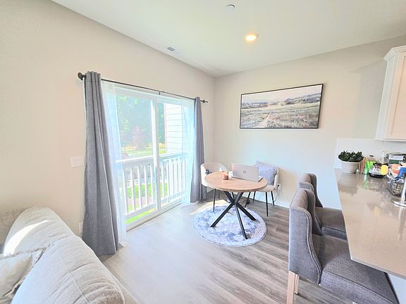 4th image of 8414 Gilman Way