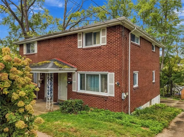 1222 10th St, Irwin, PA 15642