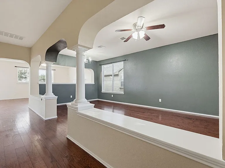 4603 Sydney Harbour Ct — Photo 2