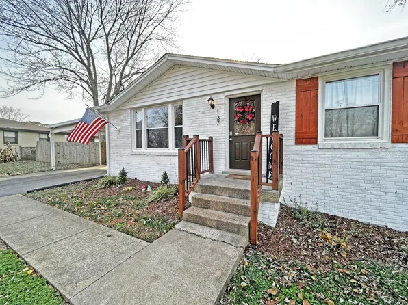 137 La Plaza Dr, Hendersonville, TN 37075