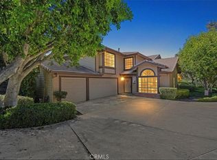 16580 Treetop Ln, Riverside, CA 92503