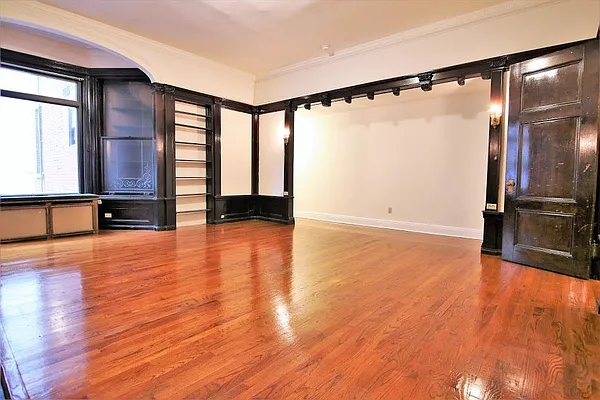 Rented by JK Dansar Corp | media 18