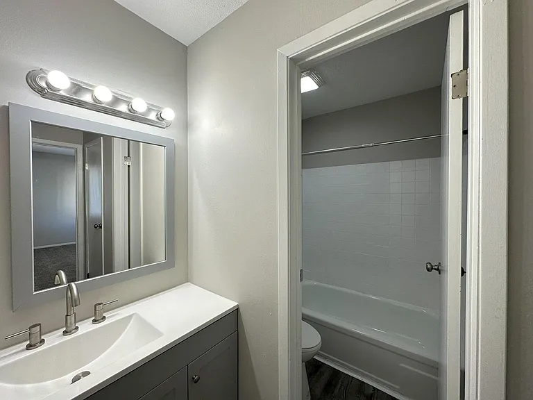 5551 Marty St #1B — Photo 8
