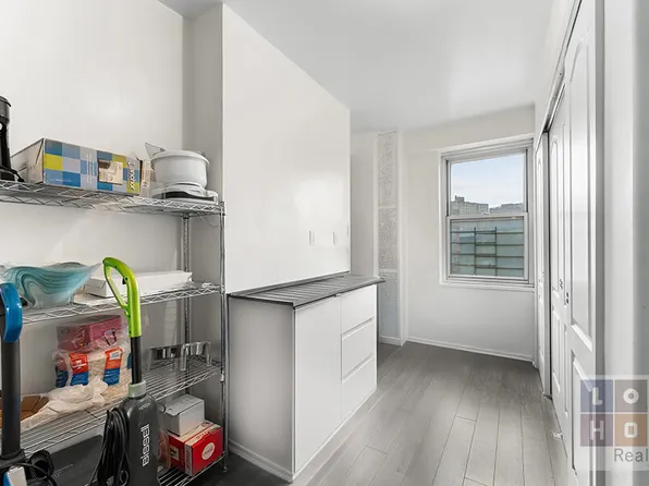 568 Grand Street image 15 of 27