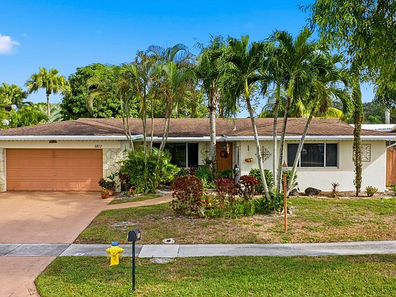 4th image of 1811 NW 119th Avenue