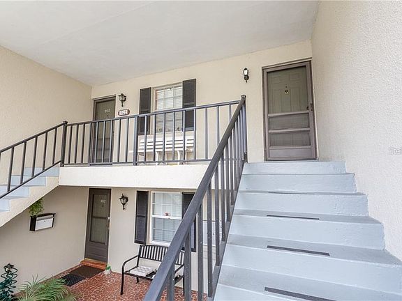 3rd image of 689 Lake Howard Dr NW APT 201