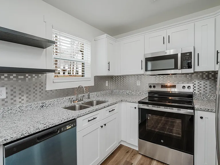 70 Powers Blvd — Photo 14