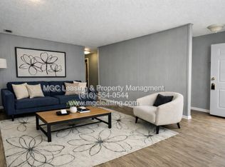 10213 E 78th St, Kansas City, MO 64138