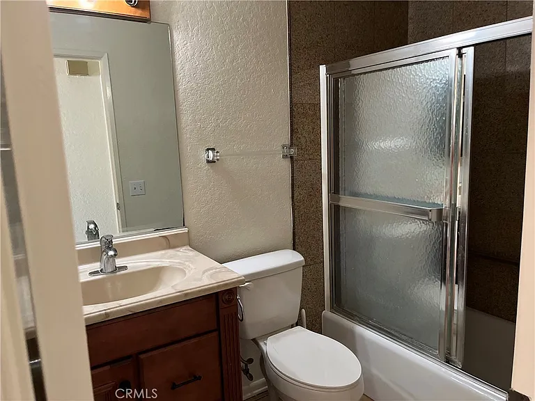 11875 Wyeth Dr — Photo 5