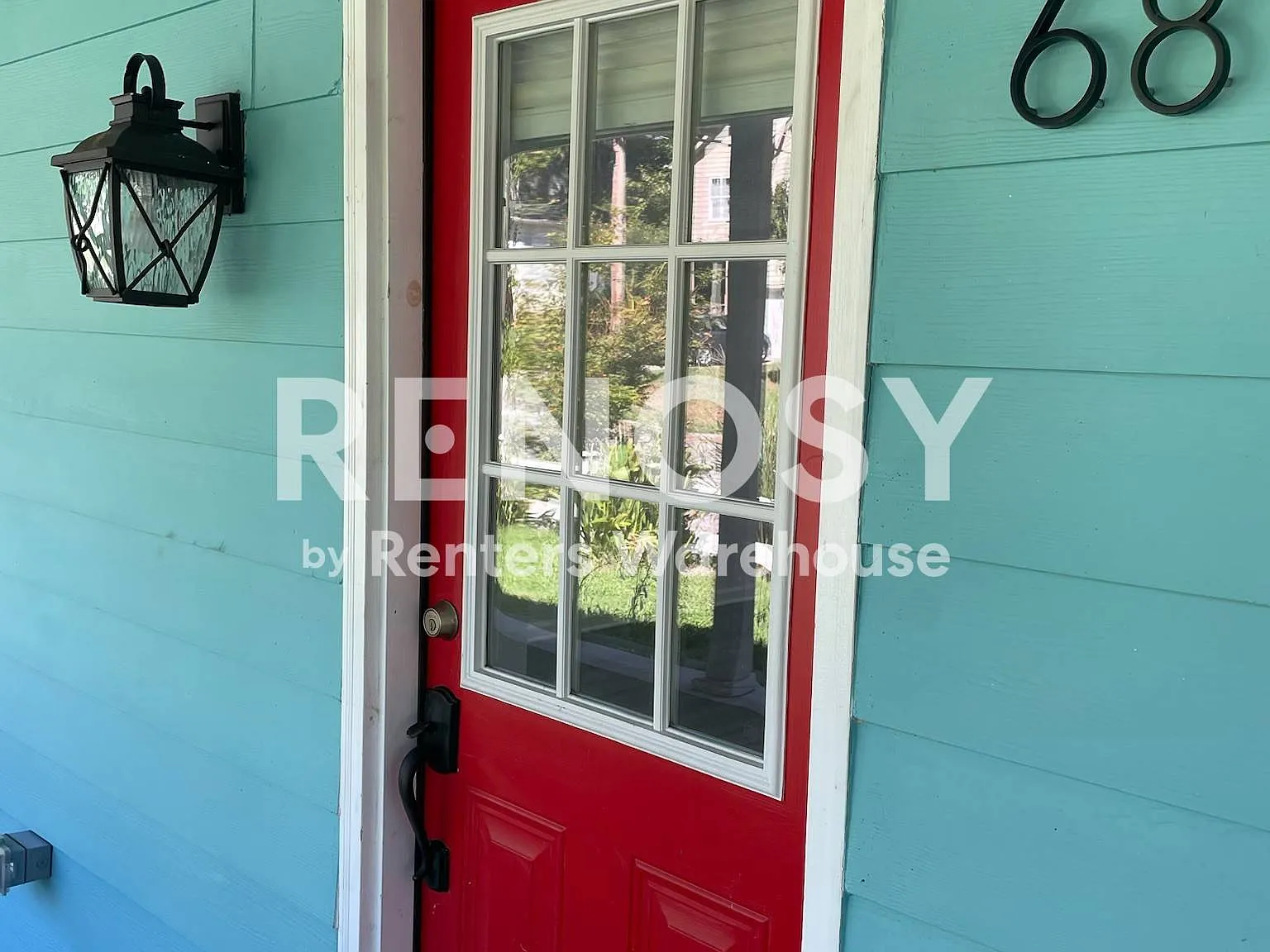 Charming and modern 4 Bedroom 2 Bath in the Heart of Atlanta! — Photo 3