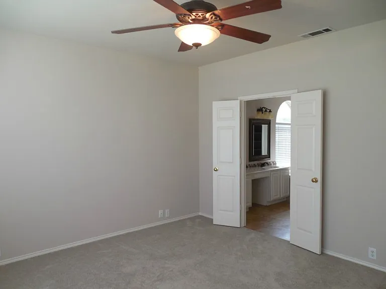 2709 Dunbar Dr — Photo 12