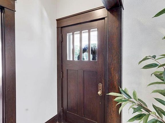 2nd image of 743 Hale Ave