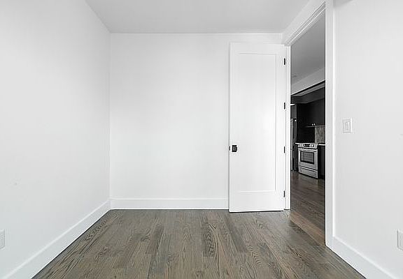 5th image of 177 Bayard St #4R