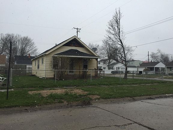 5th image of 3421 Churchill Ave