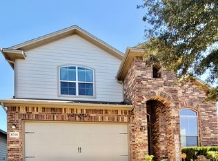 8710 Dove Oak Ln, San Antonio, TX 78254