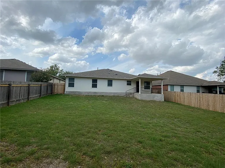 3233 Winding River Trl — Photo 19