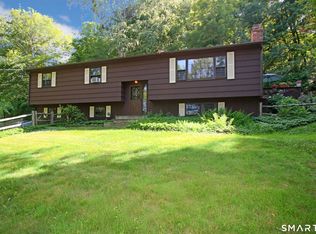 15 Scenic View Drive, Newtown, CT 06470