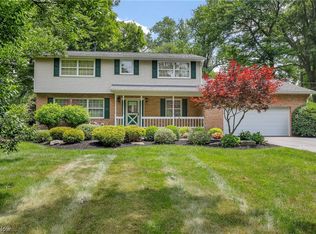 720 Oneida Trl SW, Hartville, OH 44632