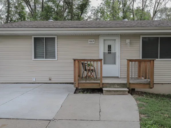 2517 Virginia St, Bellevue, NE 68147