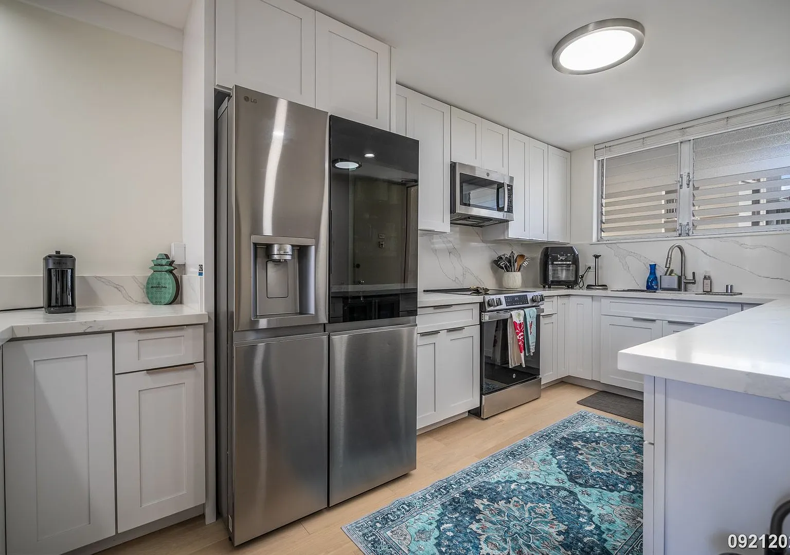 1717 Ala Wai Blvd — Photo 3