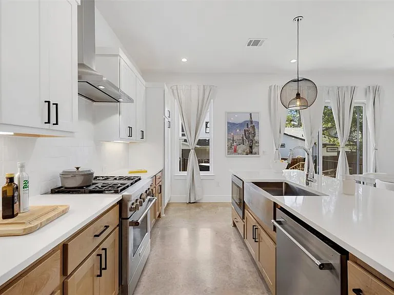 5007 Lott Ave #1 — Photo 17