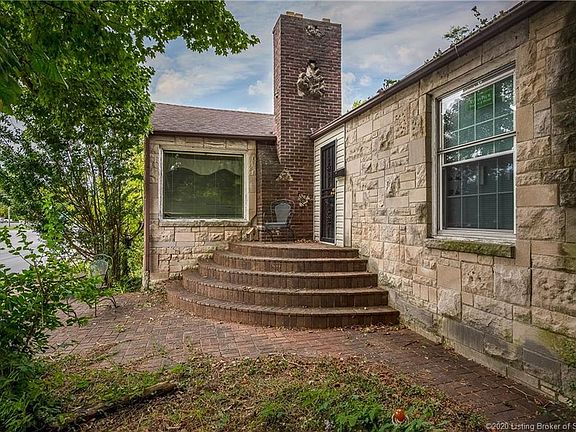 2nd image of 333 Oriole Dr