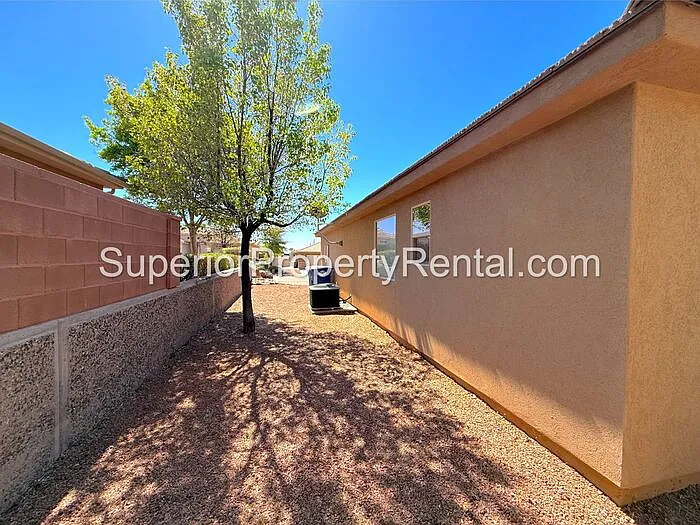 2196 W 1390 N — Photo 6