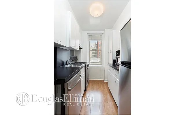 Rented by Douglas Elliman | media 5