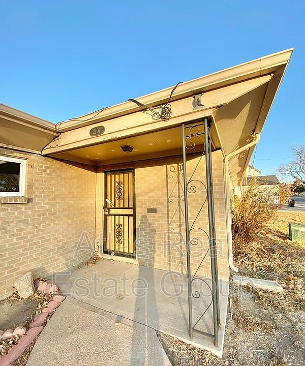1st image of 2101 E 37th Ave #B