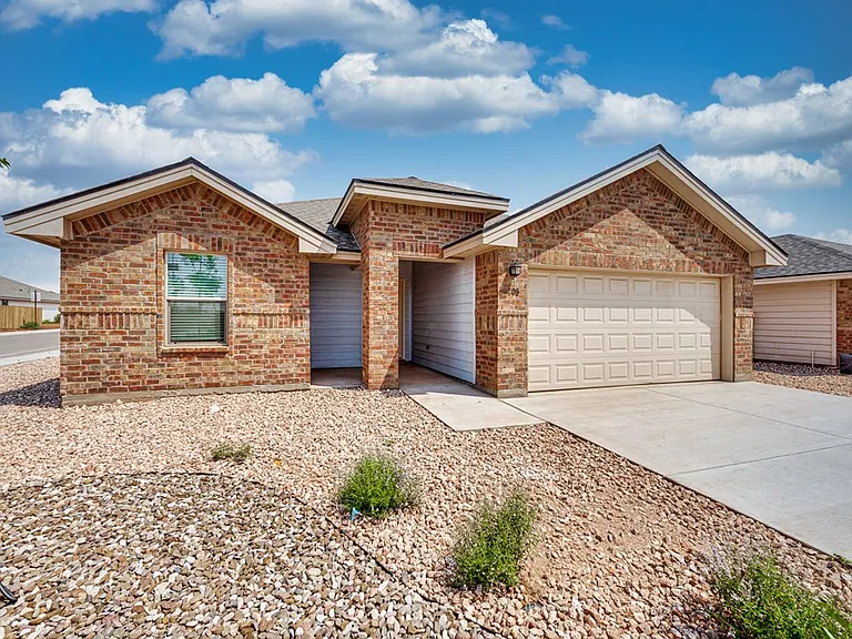 8205 E County Road 111 — Photo 20