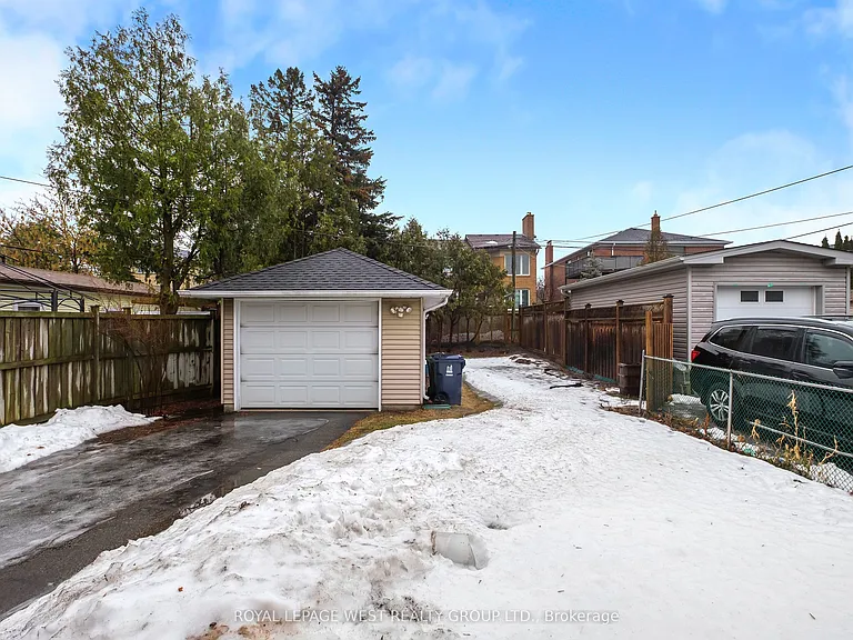 24 Barker Ave — Photo 41