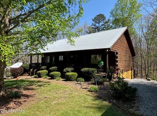 598 Ted Brooks Rd, Jamestown, TN 38556