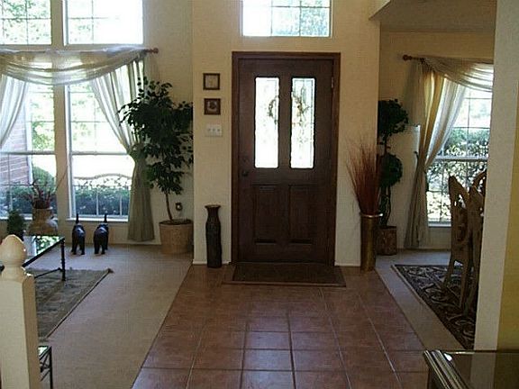 4th image of 750 Eagle Lake Ct