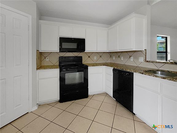 2nd image of 1112 Marlee Cir