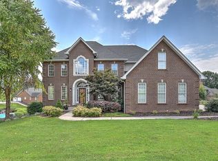 1005 Shepparton Ln, Kingsport, TN 37664