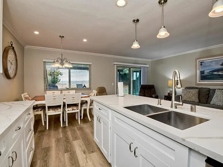 263 San Dimas Ave — Photo 3