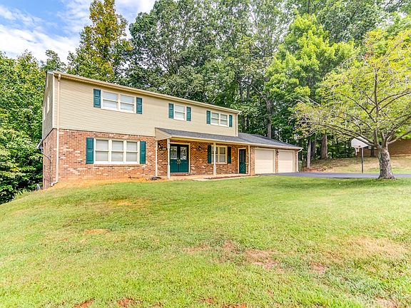 2nd image of 210 Eagle Dr