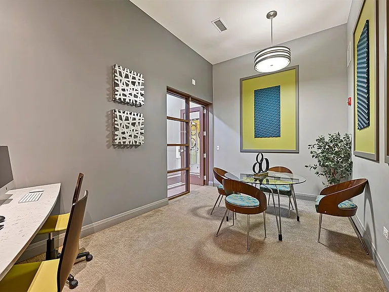 Metro 59 Apartments — Photo 18