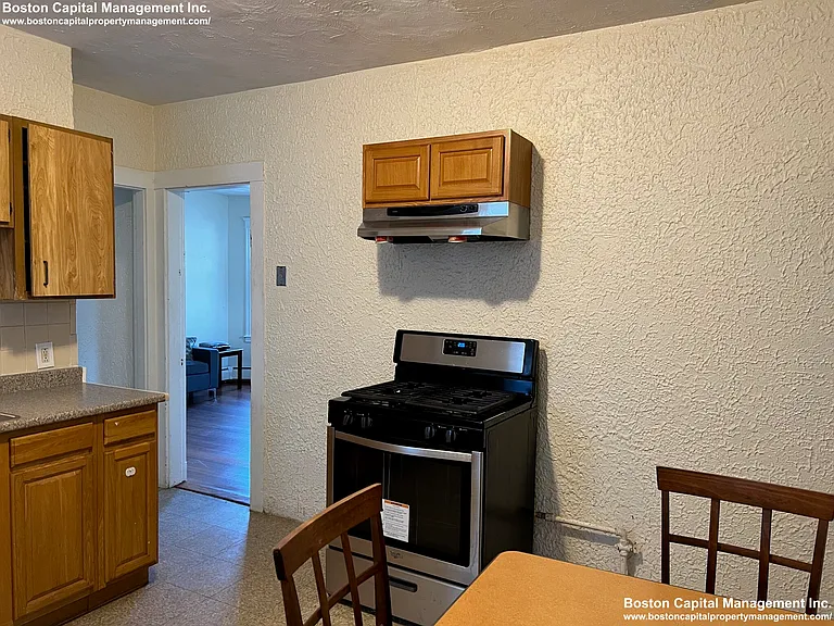 34 Cameron St #1 — Photo 3