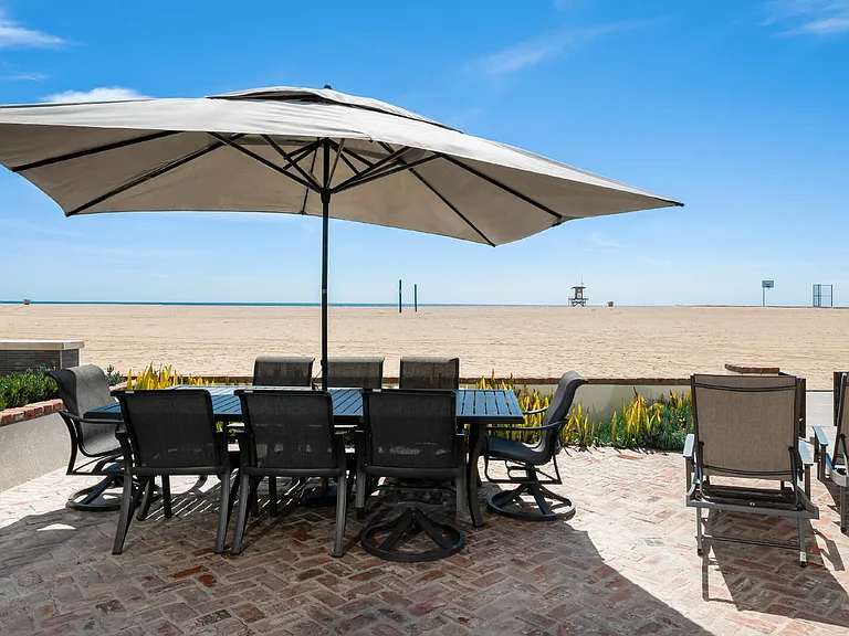 1228 W Oceanfront — Photo 29
