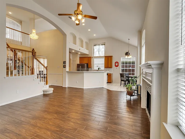 13315 Georgetown Dr — Photo 18